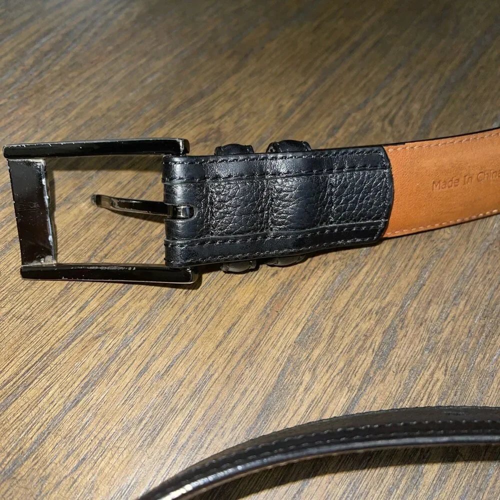 Johnston & Murphy Black Leather Dress Belt Size 40 Silver Buckle
